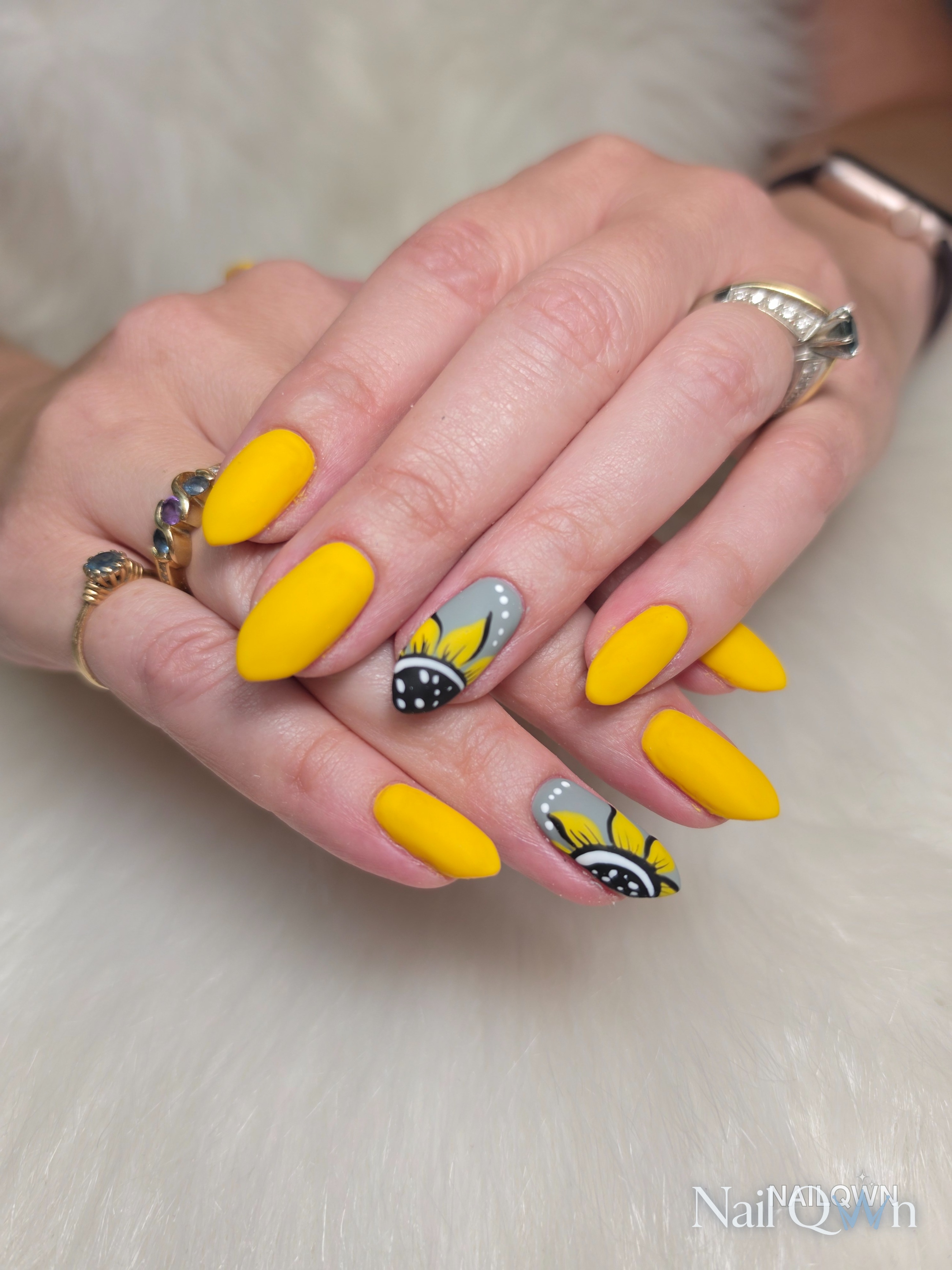 Structure gel, Hand Painted, matte